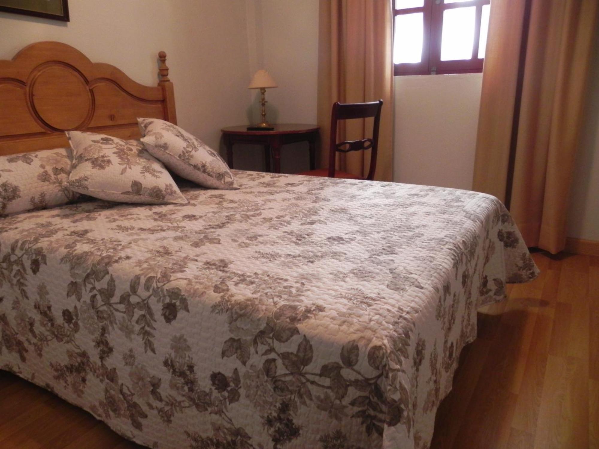 Hotel Sierra De Aracena Quarto foto